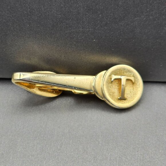 VTG Shields Gold Tone Monogram T Cufflinks & Tie Clip Set 1.5" & .75" Textured - Picture 4 of 9